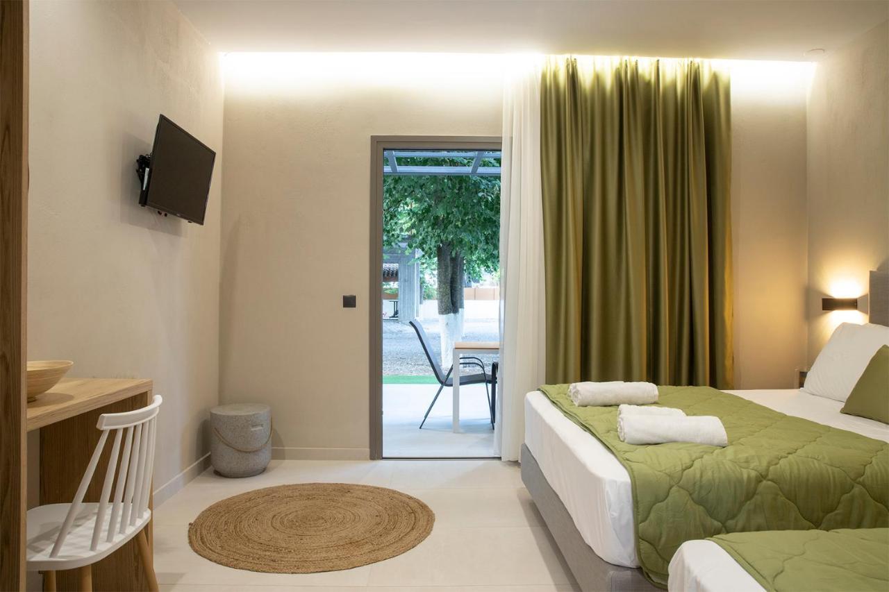 Olympus Suites Paralia Pantaleimonos Buitenkant foto