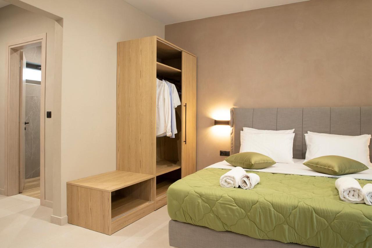 Olympus Suites Paralia Pantaleimonos Buitenkant foto