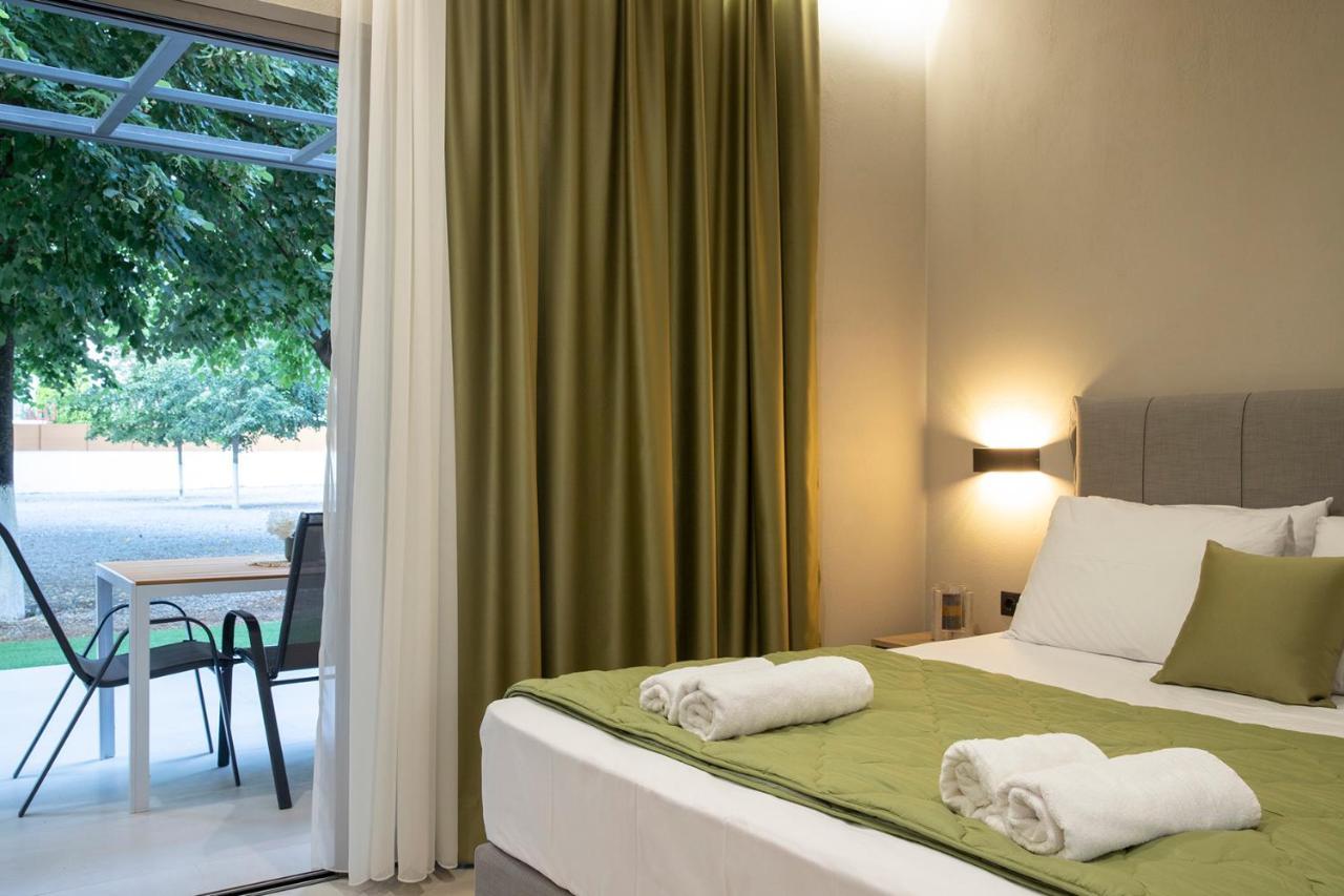 Olympus Suites Paralia Pantaleimonos Buitenkant foto