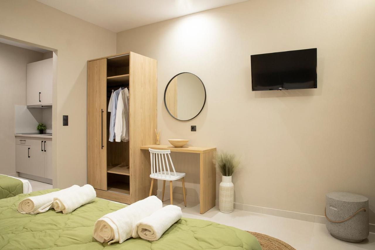 Olympus Suites Paralia Pantaleimonos Buitenkant foto